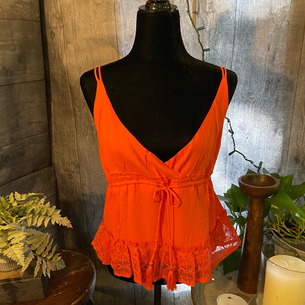 NWT Honey Punch Orange Crossover Camisole SIZEL